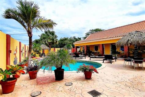 5 Apartments in Oranjestad that Won’t Break the Bank | 🏖️Beaches of Aruba