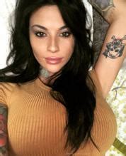 Zahra Schreiber Nude And Sexy Photos Collection Aznude