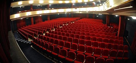 Teatro Diana Si Riapre Napoli Post Notizie Turismo Gastronomia