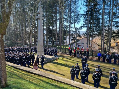 Vosges Pinal Les L Ves Gendarmes Rendent Hommage Leur Parrain