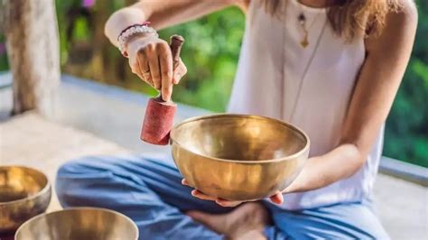 How To Play A Singing Bowl Tutorial