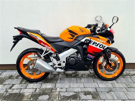 Honda Cbr Repsol R Niski Przebieg Zadbana Kat B A Cb Cbf