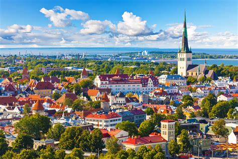 Nach Estland mit Zug und Fähre