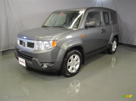 Polished Metal Metallic Honda Element Ex Awd Photo