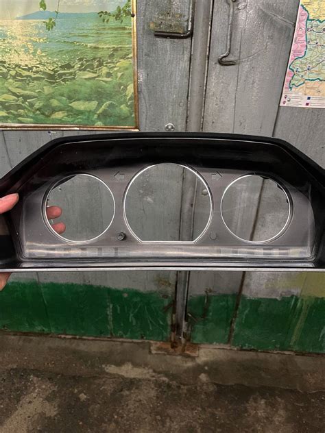 07: Реставрация приборной панели w124 + установка хромированных колец ...
