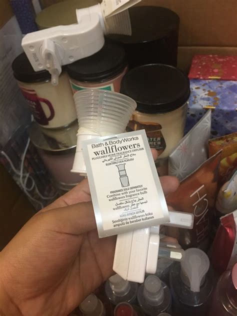 Bath Body Works BBW Wallflowers Plug Home Fragrance Diffuser Beauty Personal Care