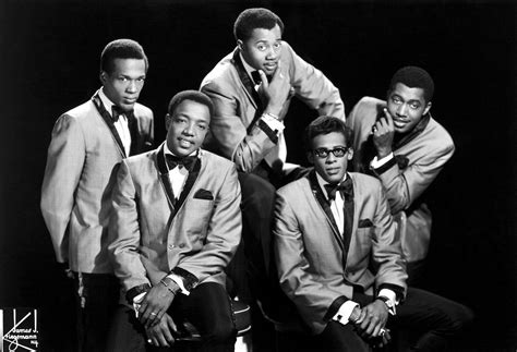 Music critics explain why the paul williams temptations voice won 5