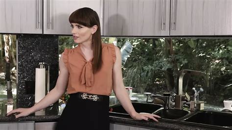 Shiri Allwood Shemale Fucked Shemale Porn Videos Xhamster