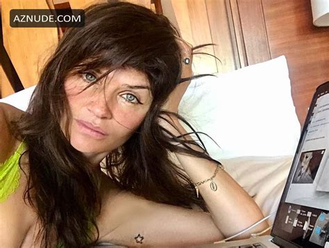 HELENA CHRISTENSEN Nude AZNude