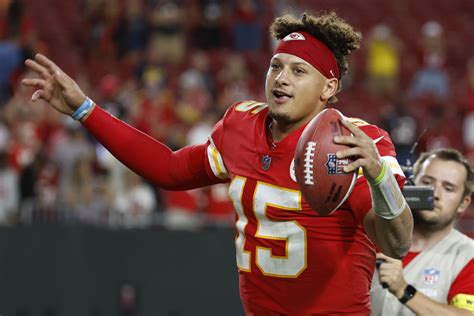 MNF Raiders And Chiefs Odds Bets And Point Total Breakdown