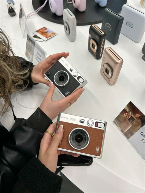 Fujifilm Instax Mini evo | Mini câmera instax, Fujifilm instax