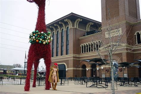 Tis Still The Season To Be F Lashing Nudes Public NUDE PICS ORG