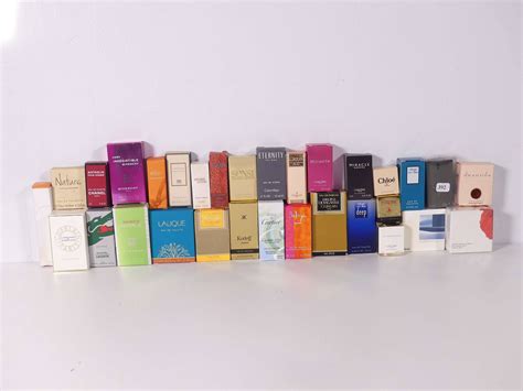 Lot D Environ Miniatures De Parfum En Boite Ou Coffret Dont Kenzo