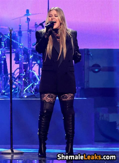 Kelly Clarkson Kellyclarkson Leaked Nude OnlyFans Photo ShemaleLeaks