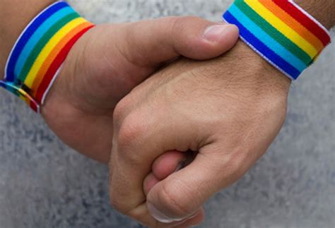 Cerere Cuplurile De Acela I Sex S Beneficieze De Recunoa Tere I Protec Ie Legal Universul