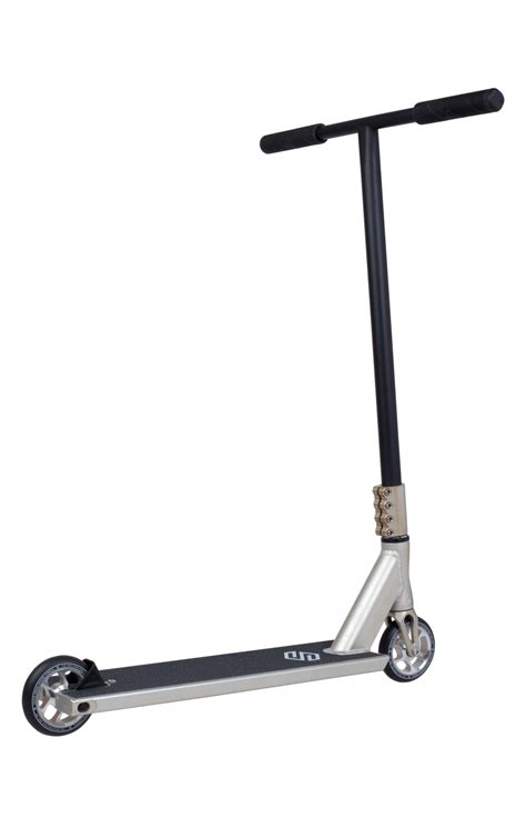 Striker Gravis Complete Stunt Scooter