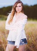 ELIZABETH LESTINA Nude AZNude