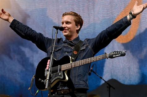 17 Unbelievable Facts About George Ezra