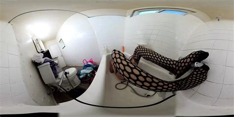 Lizzy Yum March Big Orgasm Fantasy Masturbation Bath Pussy Solo Self BDSM Orgasm Dressing