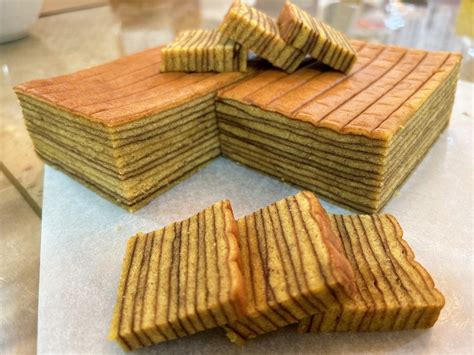 Kingdom KEK LAPIS Food Drinks Homemade Bakes On Carousell