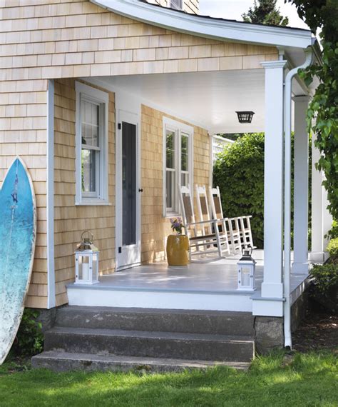 18 Gorgeous Wooden Porches For Fully Summer Enjoyment