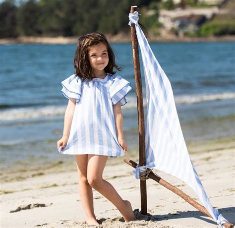 Vestido de rayas blanco y marino colección Puerto de Foque Primer Bebé