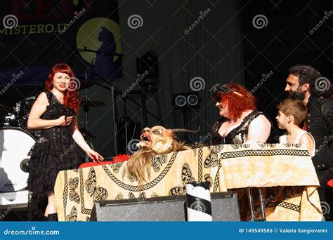 Sex Linked Characters Infographic Diagram With Example Of Color Blindness Cartoon Vector