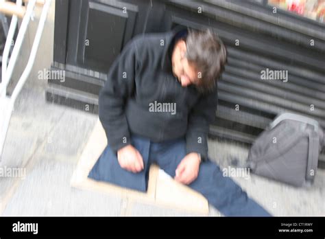 Homeless Males Hi Res Stock Photography And Images Alamy