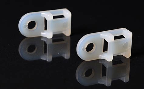 STM-0 Nút giữ dây rút, nút khóa dây dùng để bó dây điện, dây tín hiệu ...