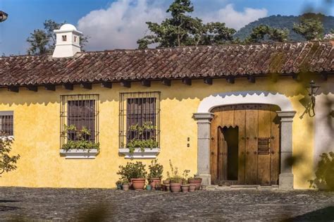 Fachadas De Casas Coloniales En Antigua Guatemala – Themeloader