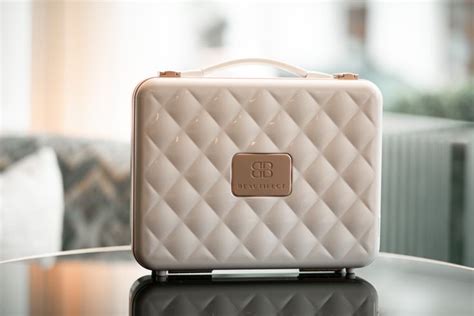 Available In White As Well As Nude Makeup To Buy Makeup Store Luxury Makeup