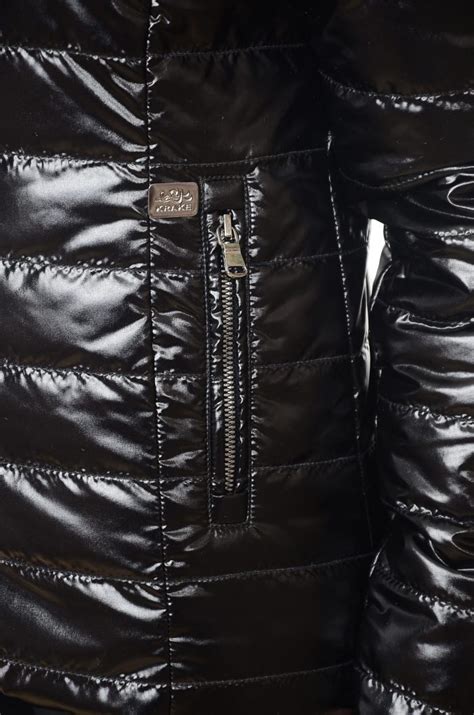 Дамско яке TEYA с качулка естествен косъм. Българско производство