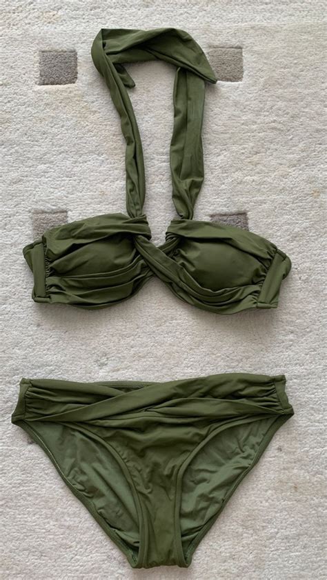 Seafolly Bikini Set Women S Fashion Swimwear Bikinis Swimsuits On Carousell