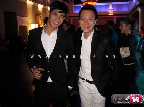 Tiếp tục những hình ảnh tình tứ của 2 Hot boy nổi loạn