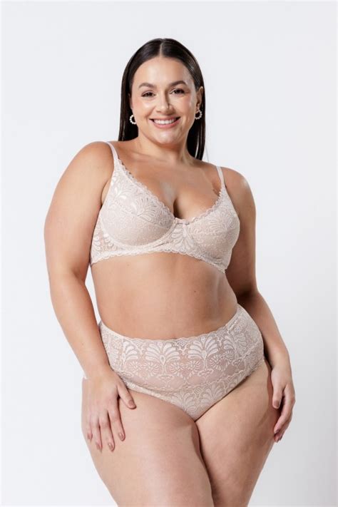 Calcinha Hot Pant De Renda Nude Suspiro Íntimo