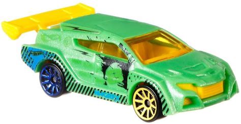 Количка с променящ се цвят Hot Wheels Colour Shifters Loop Coupe Отлична цена Ozone bg