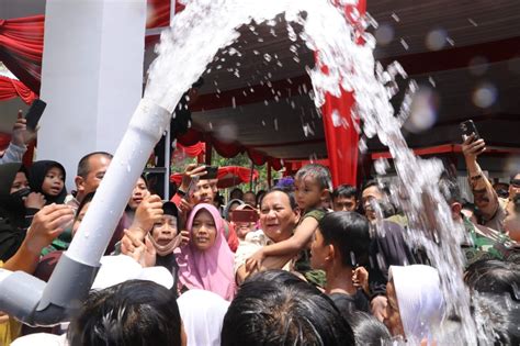 Atasi Krisis Air Menhan Prabowo Resmikan Sumber Titik Air Di Jateng