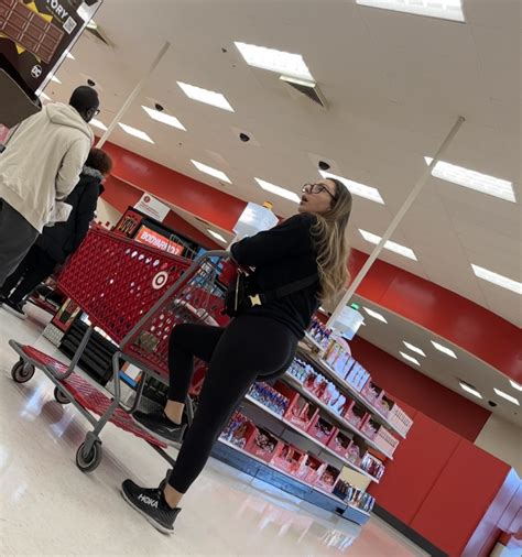 Another Target Girl With A Hot Ass In Leggings Spandex Leggings Yoga Pants Forum