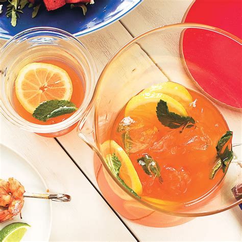 Sweet Tea with Vodka and Lemonade Recipe | Epicurious