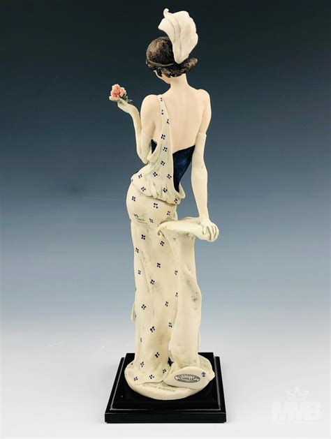 Sold Price Giuseppe Armani Camille 1300c Art Deco Figurine April 3 0122 1200 Pm Edt