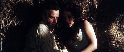 Deborah Kara Unger Nude OnlyFans Leaks Fappening FappeningBook