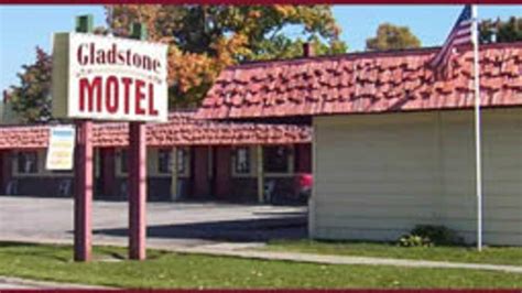 Gladstone Motel | Michigan