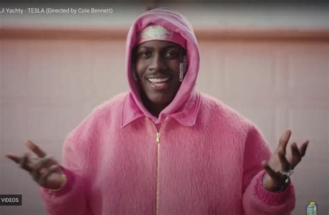 Bro Built Like A Hot Water Bottle Black Twitter Is Brutally Body Shaming Lil Yachty Physique