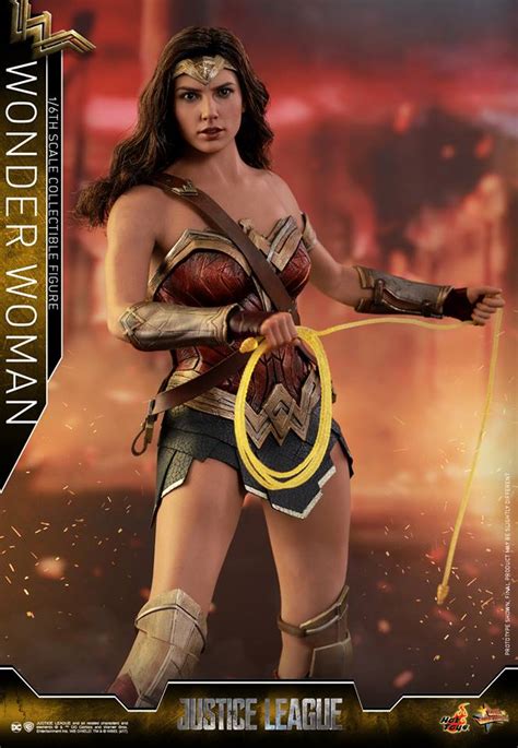 Hot Toys Wonder Woman Justice League