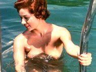 Naked Dolores Carlos In Hideout In The Sun