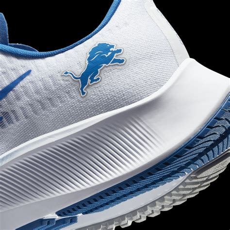 These Detroit Lions Nike Running Shoes Are Awesome