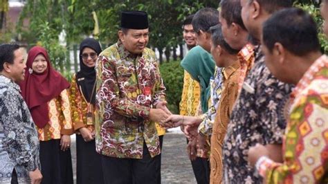 Pj Bupati Kobar Budi Santosa Larang ASN Tambah Cuti Bersama Idul Fitri