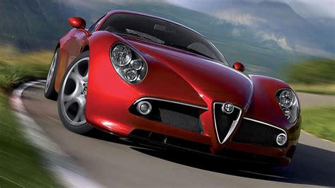 Alfa Romeo Teases Potential Limited Run 6C Sports Car