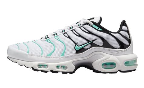 Buy Nike Air Max Plus Hyper Jade Kixify Marketplace