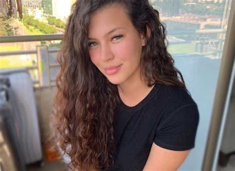 Fotos Michelle Carvalho Nuevamente Luce Sus Curvas En Bikini Tecache Cl